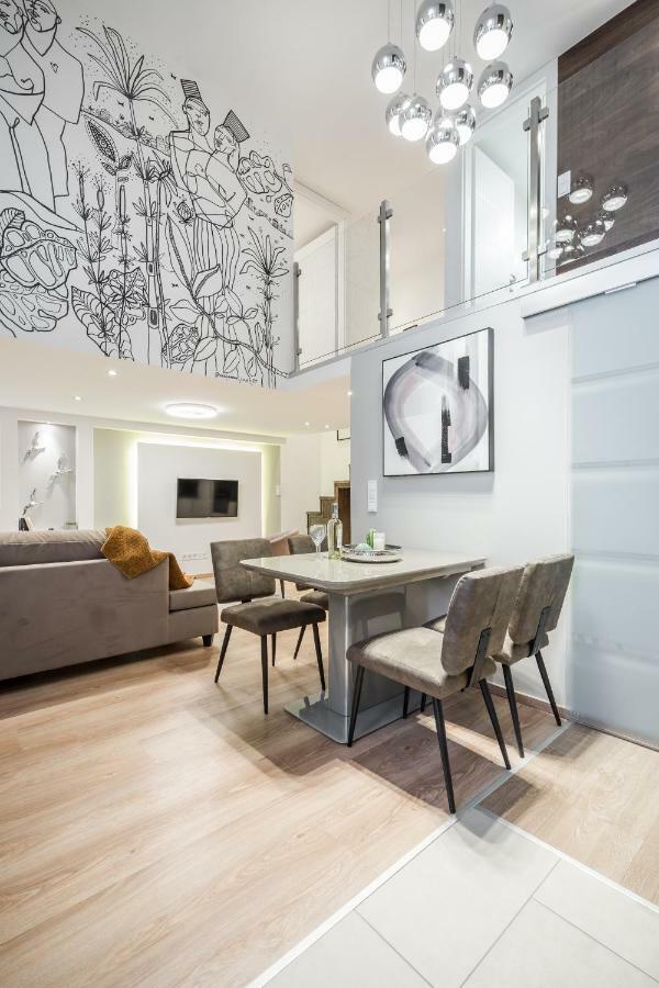 Bpr Luxurious & Stylish Duplex Home 부다페스트 외부 사진