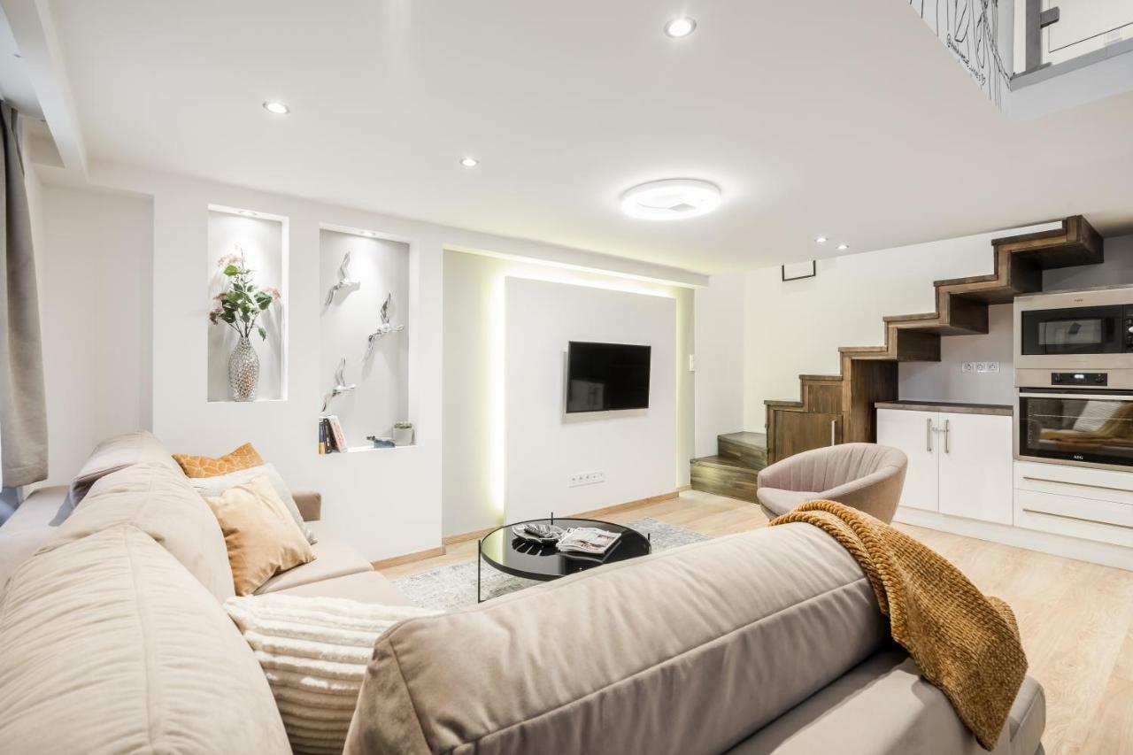 Bpr Luxurious & Stylish Duplex Home 부다페스트 외부 사진