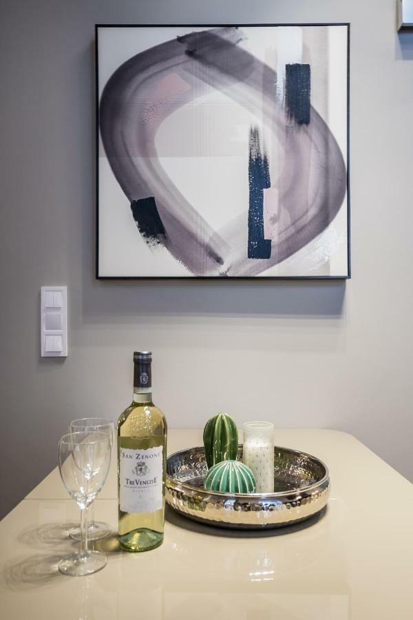 Bpr Luxurious & Stylish Duplex Home 부다페스트 외부 사진