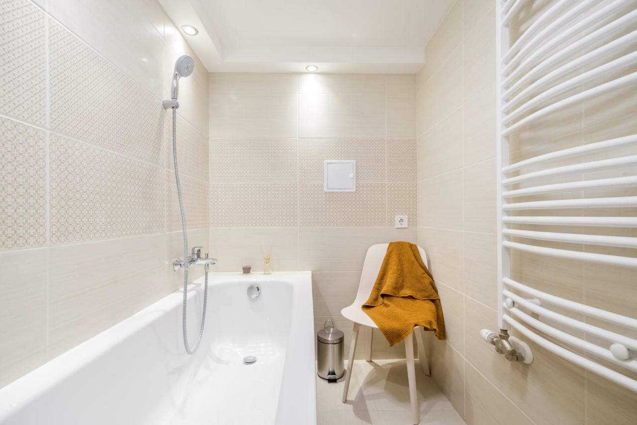 Bpr Luxurious & Stylish Duplex Home 부다페스트 외부 사진